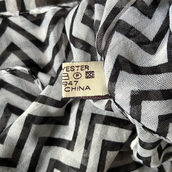 Infinity Scarf | Black & White, Pattern, Polyester - Picture 5 of 5